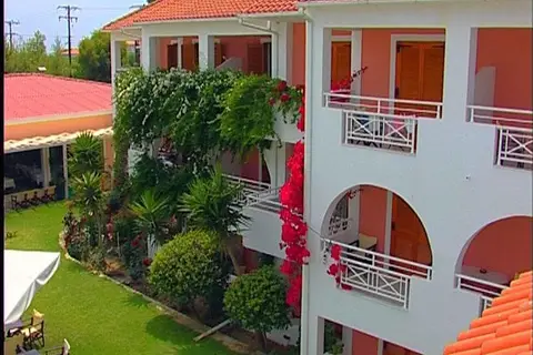 Bitzaro Palace Hotel in Δημοτική Ενότητα Λαγανά — foto 11