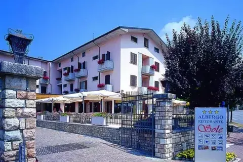 Busreis Dolomieten, Gardameer, Verona foto 2