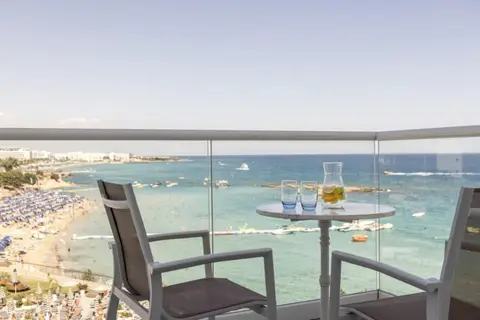 King Jason Protaras - Designed for adults by Louis Hotels in Παραλίμνι — foto 10