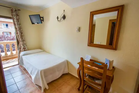 Bell Port Hotel in Cala Agulla, foto 25