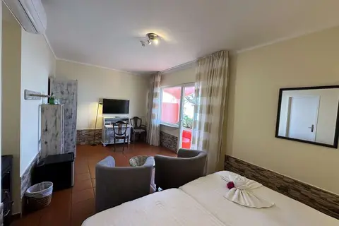 Inn & Art Hotel in Santa Cruz — foto 11