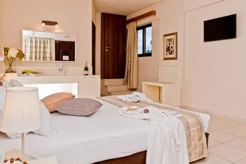 St. Constantin Hotel in Δημοτική Ενότητα Γουβών — foto 23