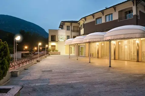 Hotel Terme Di Frasassi in Genga