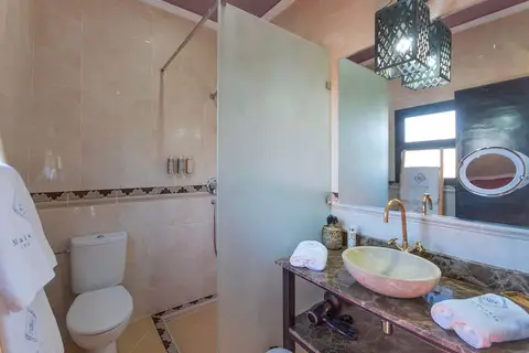 Maison Daouia in Al Ouidane ⵍⵡⵉⴷⴰⵏ الويدان — foto 12
