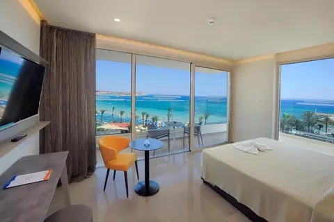 Nelia Beach Hotel in Ayia Napa — foto 27