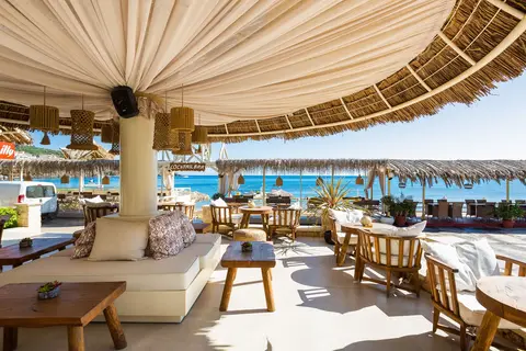 Nostos Beach Boutique Hotel in Βλυχάδα — foto 13