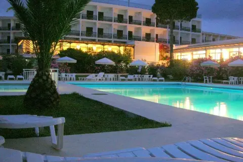 Irinna Hotel in Σβορωνάτα — foto 11