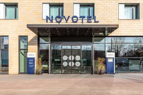 Novotel Hamburg City Alster in Hamburg — foto 10