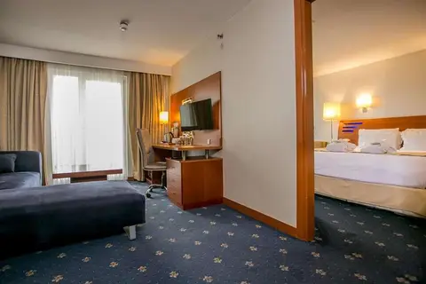 Holiday Inn Istanbul City in İstanbul — foto 19