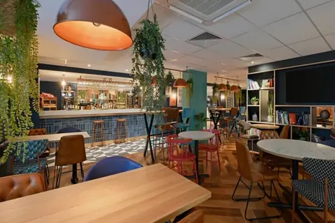 Travelodge Edinburgh Central in Edinburgh — foto 14