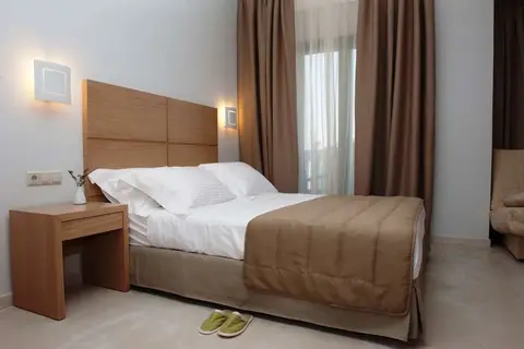 Aphrodite Hotel & Suites in Municipal Unit of Marathokabos, foto 6