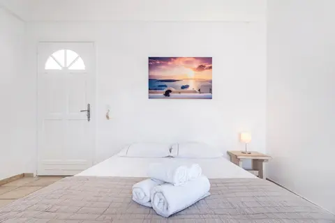 Lavarock Santorini in Δημοτική Ενότητα Θήρας — foto 17