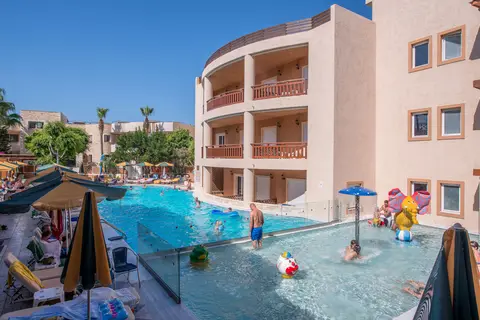 Cactus Beach Hotel & Bungalows in Stalis Super Market, foto 26