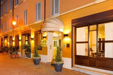 Phi Hotel Bologna in Bologna — foto 30