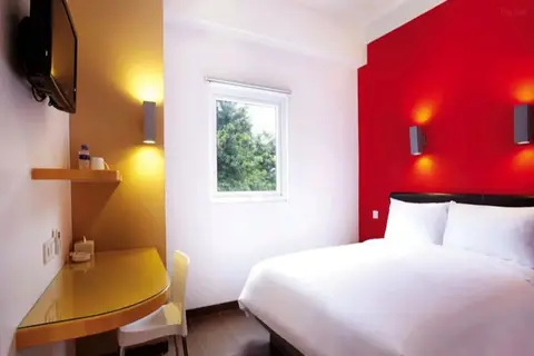 Kampi Hotel Legian in Kuta — foto 19