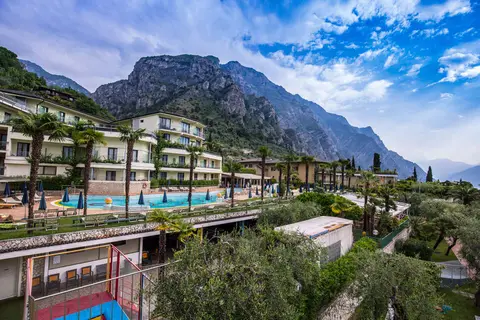 Hotel Royal Village in Limone sul Garda — foto 10