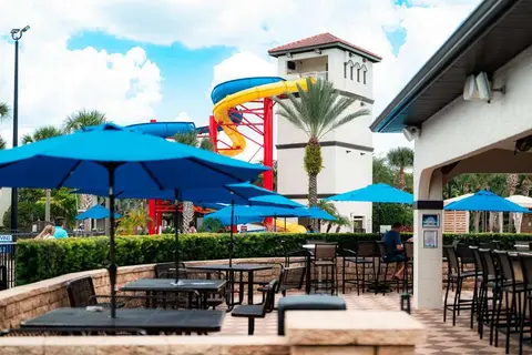 Fantasy World Resort in Baseball and Boardwalk Court — foto 6