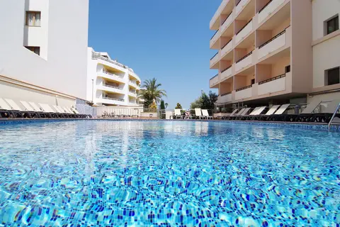 Invisa Hotel La Cala in Santa Eulària des Riu — foto 2