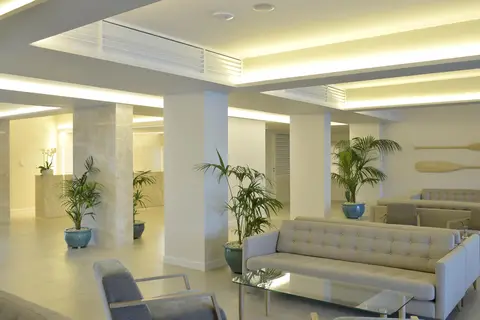 Sunrise Gardens Hotel in Παραλίμνι — foto 10