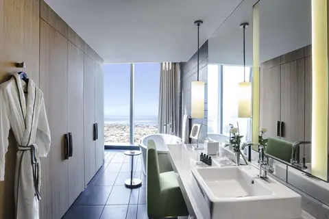 Sofitel Dubai Downtown in Dubai — foto 12