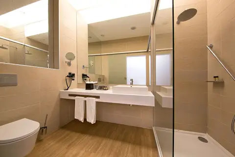 Jupiter Lisboa Hotel - Rooftop & Spa in Lissabon — foto 17