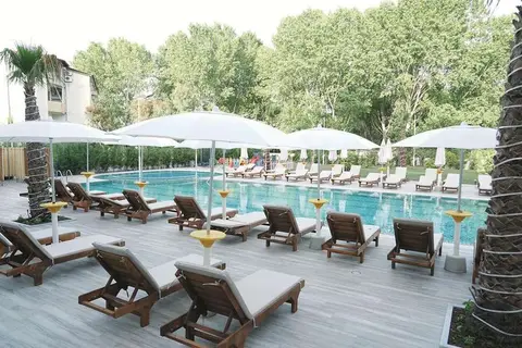 Monaco Garden Hotel in Golem — foto 2
