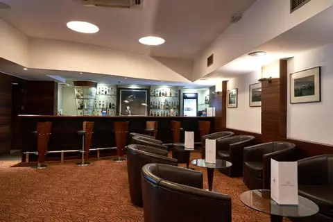 Leziria Parque Hotel in Vila Franca De Xira — foto 9