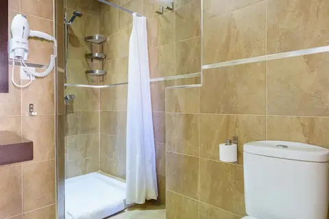 La Perla Granada Suites in Granada — foto 17