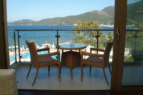 Ionian Emerald in Κεφαλονιά (Σάμη) - Ιθάκη (Πισαετός) — foto 5