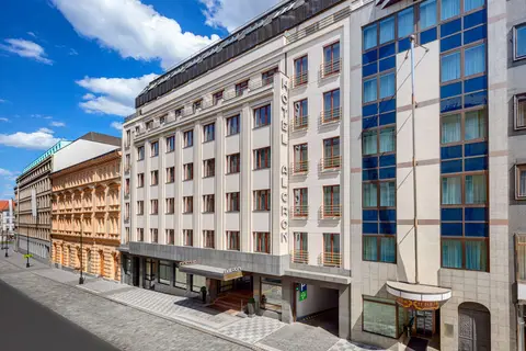 Almanac X Alcron Prague in Praag