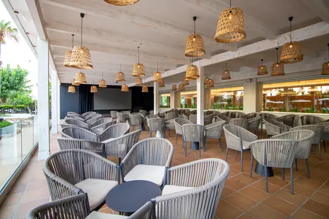 Hotel Golden Taurus Aquapark Resort in Pineda de Mar — foto 4