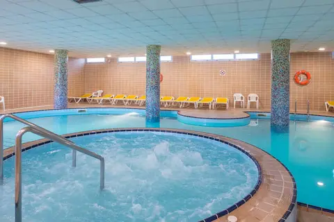 Golden Taurus Aquapark Resort in Pineda de Mar, foto 5