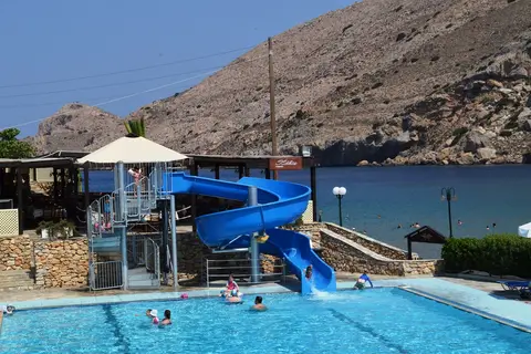 Dolphin Bay Seaside Resort & Suites in Γαλησσάς — foto 25