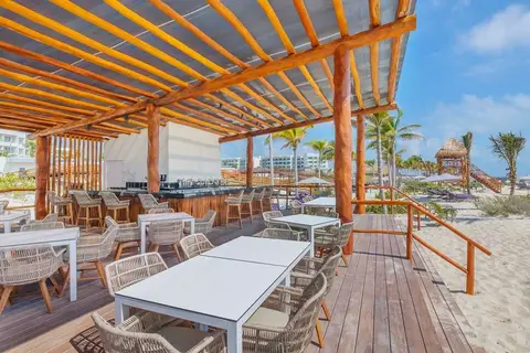 Planet Hollywood Beach Resort Cancun in Planet Hollywood Cancun — foto 8