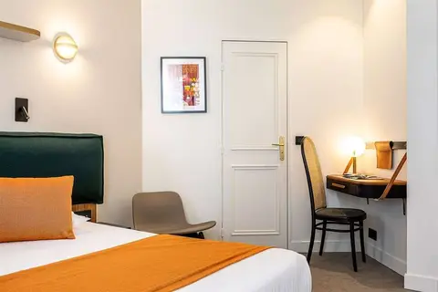 Champs Elysee Friedland in Parijs, foto 7