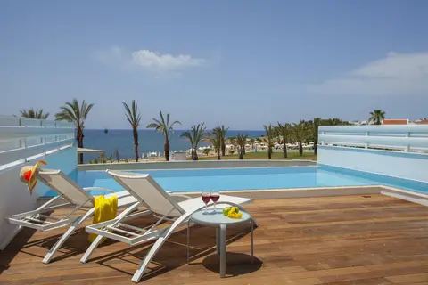 King Evelthon Beach Hotel and Resort in Paphos — foto 14