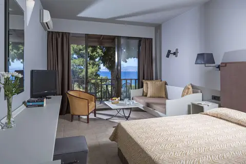 Aeolos Beach Resort Perama in Korfoe, foto 14