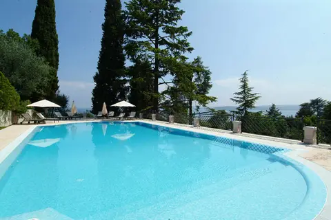 Hotel Villa del Sogno in Gardone Riviera — foto 25