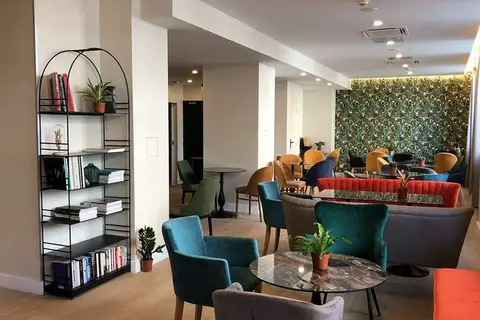 Apolonia Montmartre in Parijs — foto 6