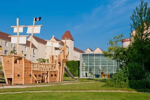 Explorers Hotel in Magny-le-Hongre