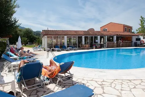 Eriva Hotel in Αχαράβη — foto 12