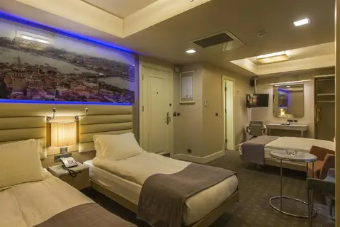 Ramada by Wyndham Istanbul Pera in Beyoğlu — foto 11