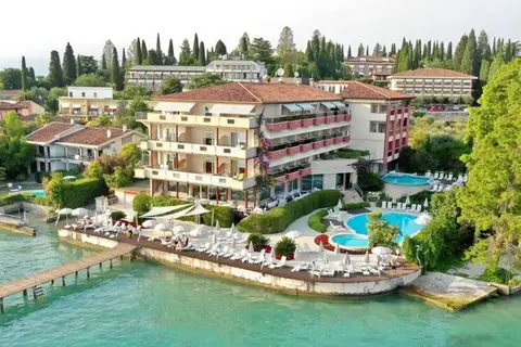 Hotel Continental Wellness & Thermal Spa in Sirmione — foto 11
