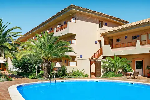 Hotel Voramar Es Pujols in Formentera — foto 27