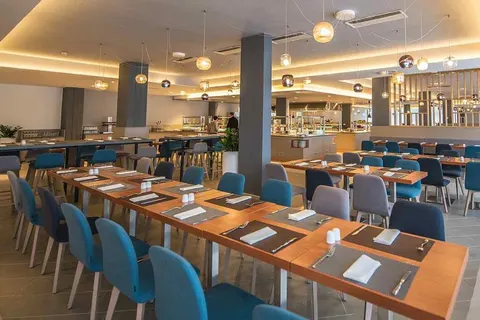 Arena hotel Holiday foto 4