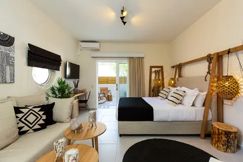 Nostos Beach Boutique Hotel in Βλυχάδα — foto 29