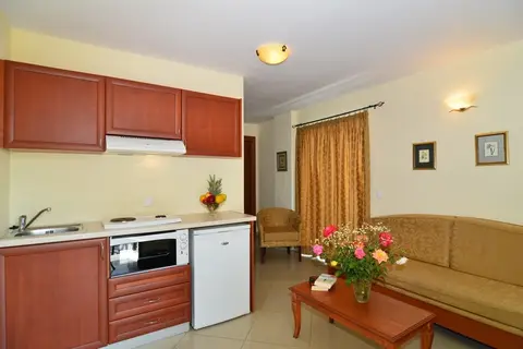 Antilia Apartments in Tavronitis — foto 6