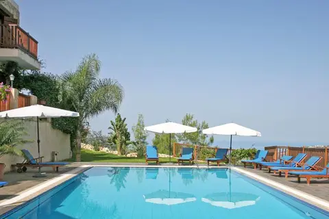 Paradisos Hills Hotel in Lysos — foto 14