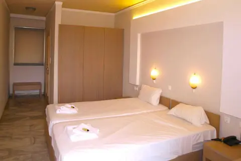 Hotel Haris in Agia Marina, foto 13