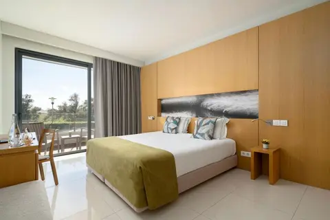 Fly & Go Agua Hotel Riverside in Estômbar e Parchal — foto 12